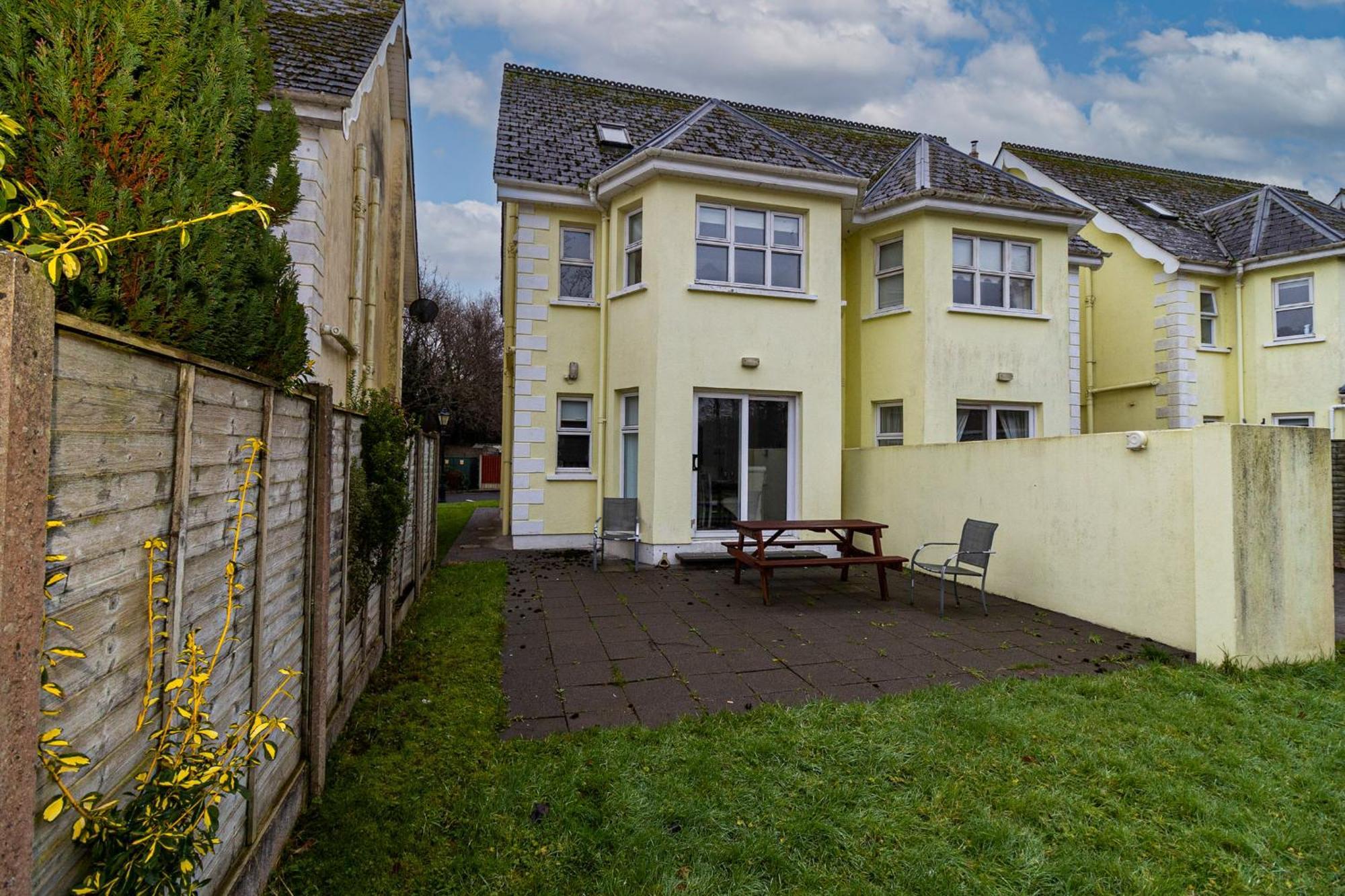 Aughrim Holiday Village No 14 By Trident Holiday Homes Exterior photo